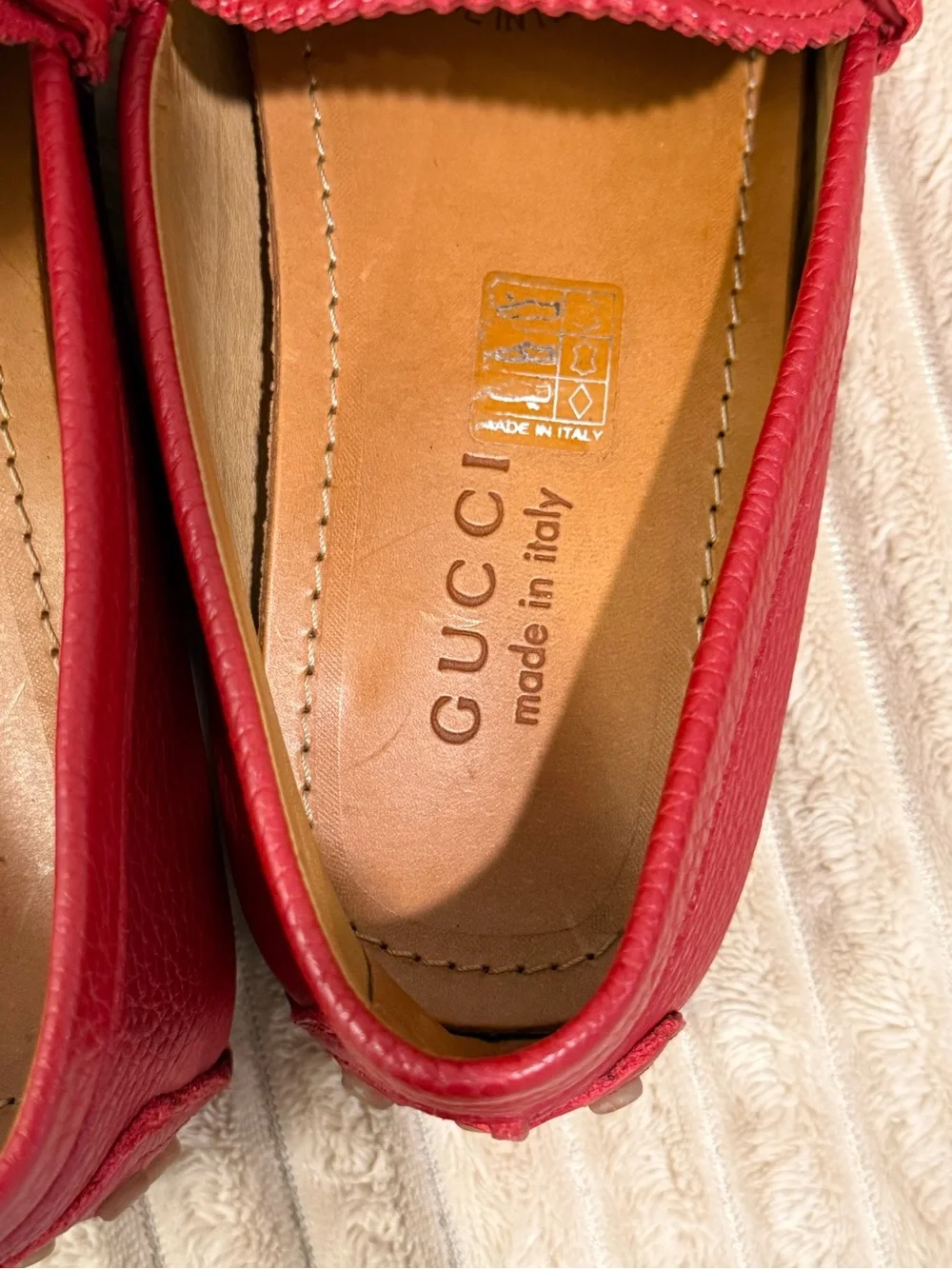 Gucci 322741 Red Pebbled driving loafers size 7 men’s. Excellent condition